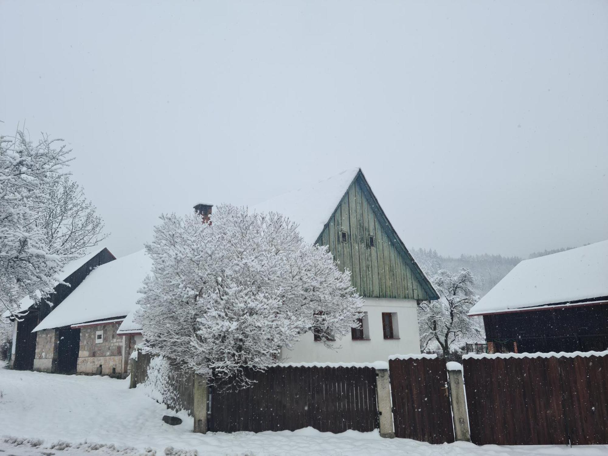 Villa Chalupa Jestrebi Velke Svatonovice Exterior foto